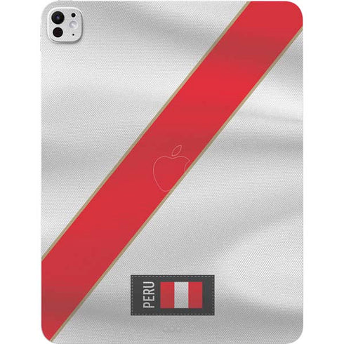 Peru Soccer Flag iPad Pro 13in M4 (2024) Skin